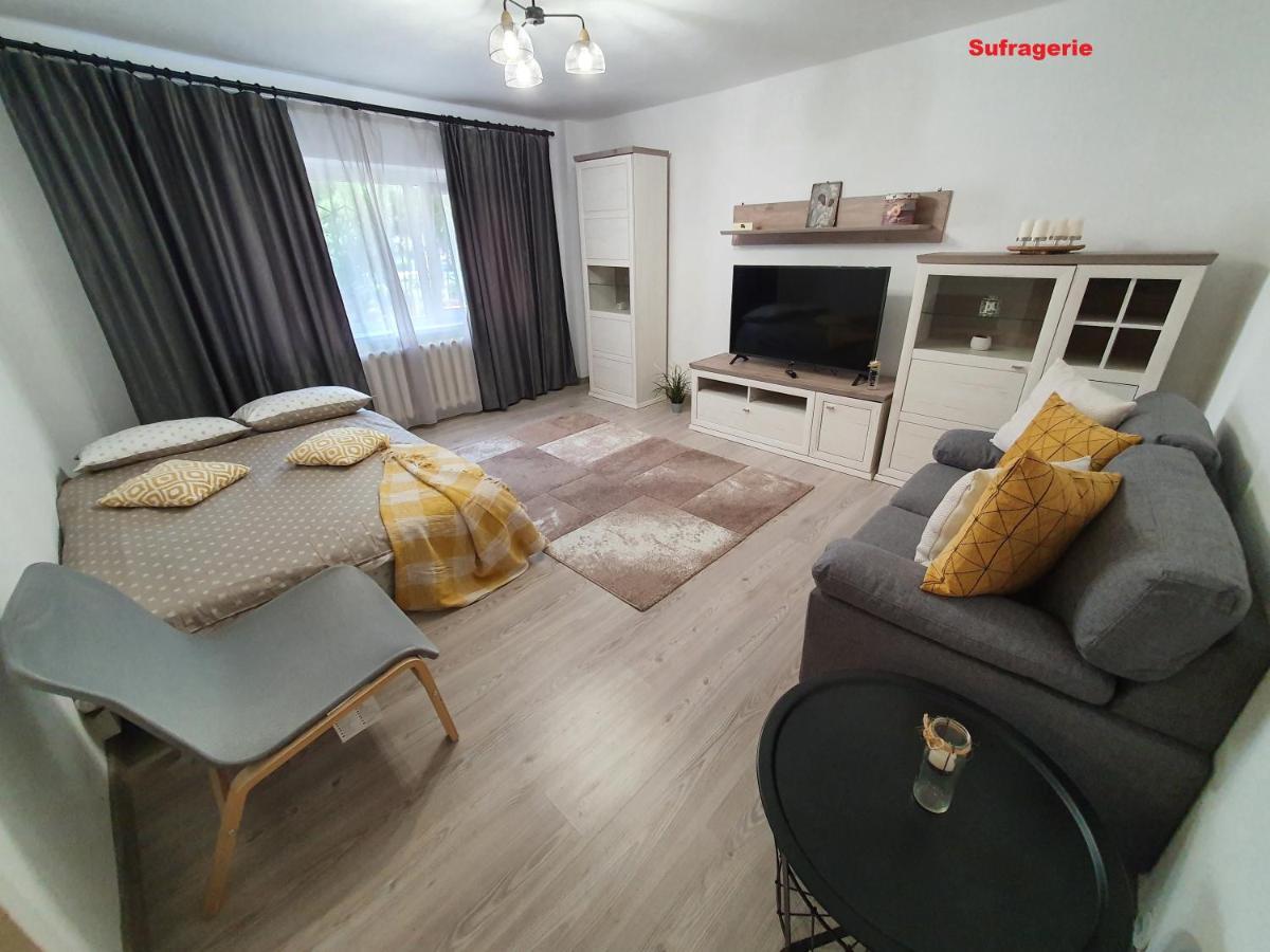 Mia Central Apart, 3 Rooms, 2 Baths, Afi Mall Braşov Exterior foto